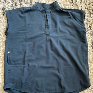 Figs xs rafaela top gently used